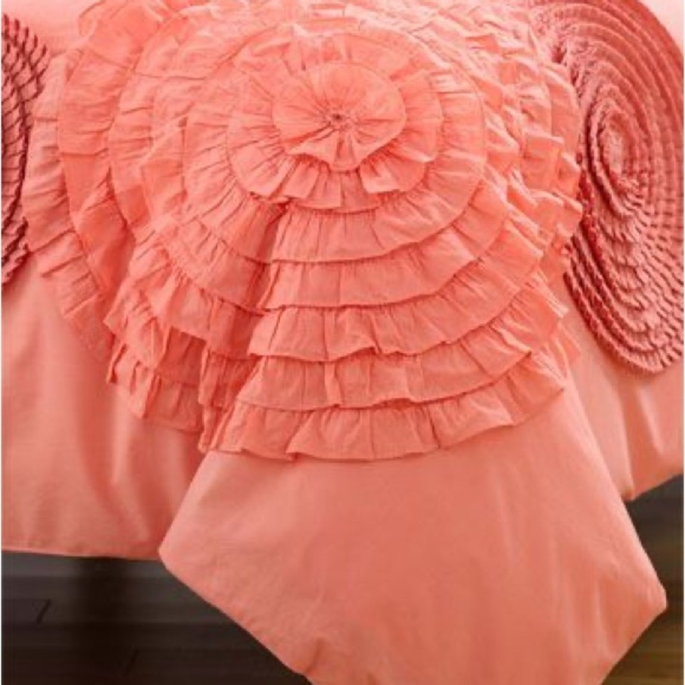 NORDSTROM AT HOME  Duvet Cover King Size 100% Cotton. Elegant Coral Ruffled .
